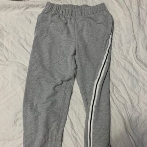 BRANDY MELVILLE CUFFED SWEATPANTS ONE SIZE